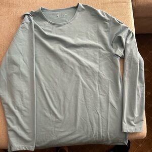 Pretty vibrant blue just isn’t photographed well, faded tags bylt basic